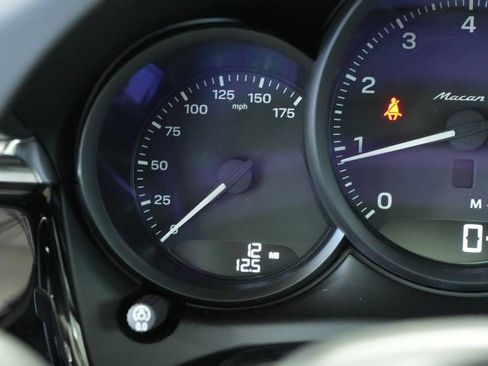 New 2026 Porsche Macan Turbo image 15