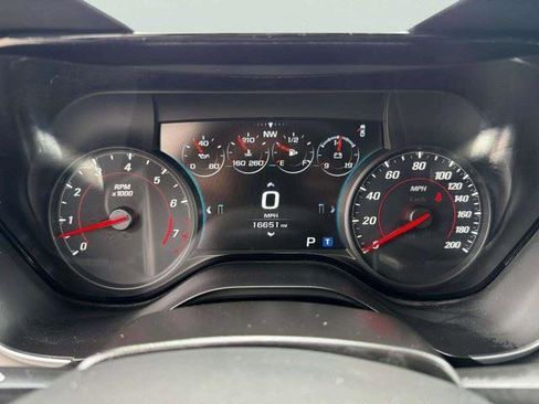 Used 2016 Chevrolet Camaro SS RWD image 25