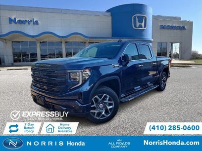 Used 2023 GMC Sierra 1500 SLT w/ SLT Premium Package