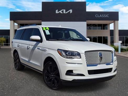 Used 2024 Lincoln Navigator Reserve AWD/4WD image 1