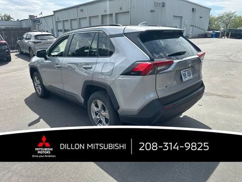 Used 2025 Toyota RAV4 XLE AWD/4WD image 8