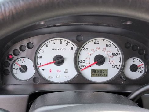 Used 2004 Ford Escape XLS image 30