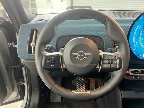 Used 2025 MINI Cooper Countryman S image 11