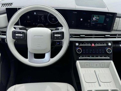 New 2025 Hyundai Santa Fe Calligraphy image 17