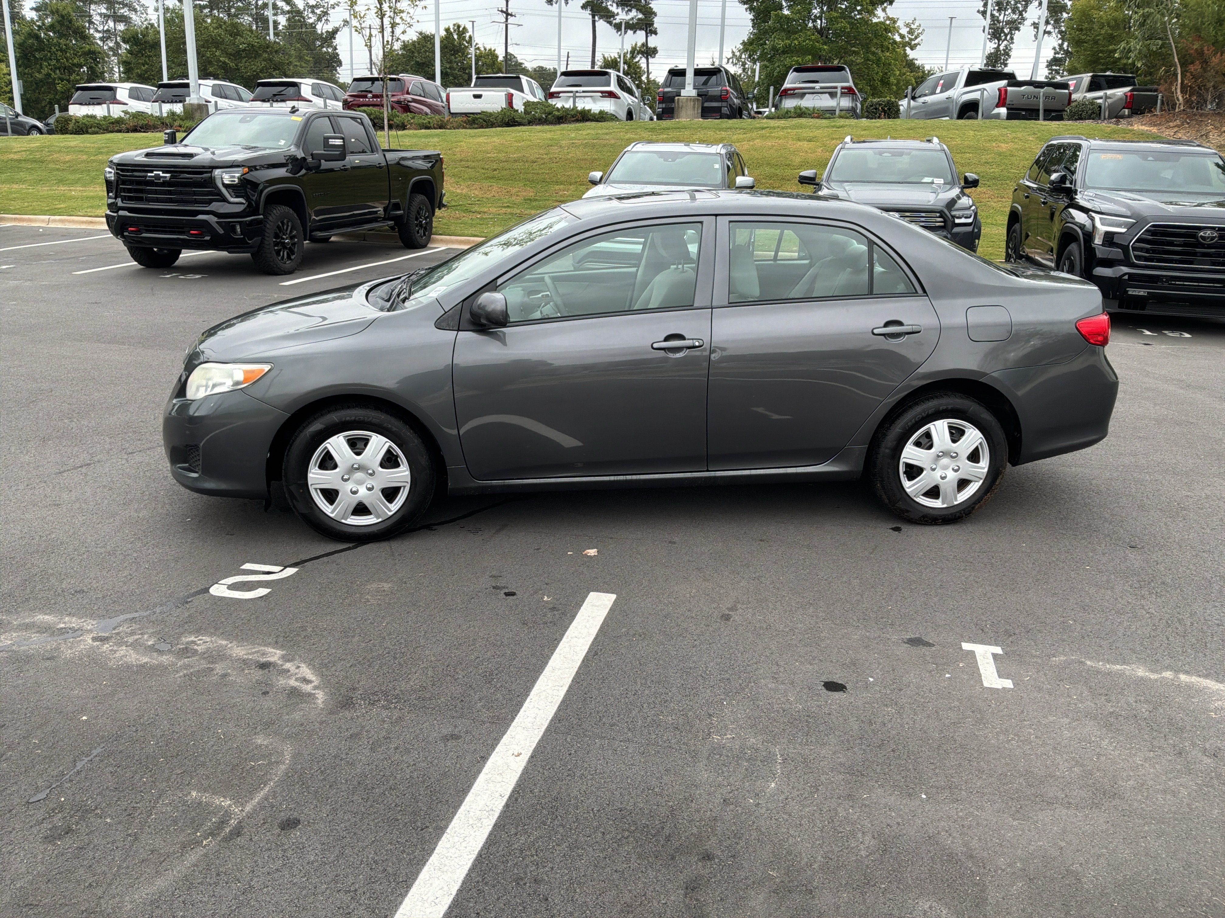 Used 2010 Toyota Corolla LE w/ All Weather Guard Pkg FWD image 7