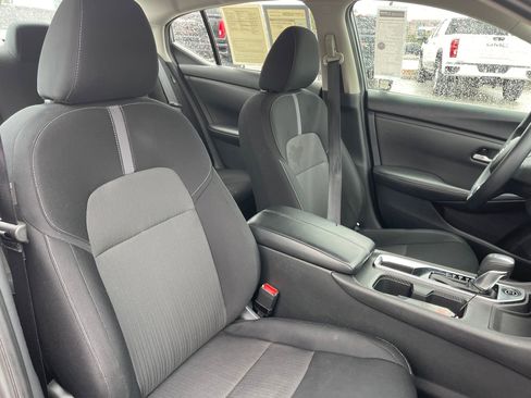 Used 2024 Nissan Sentra SV image 27