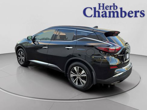 Used 2019 Nissan Murano SV w/ Premium Package image 3