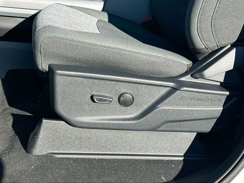 New 2026 Ford F450 XLT w/ 360-Degree Camera Package image 15