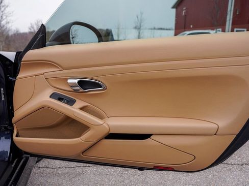 Used 2016 Porsche Boxster image 34