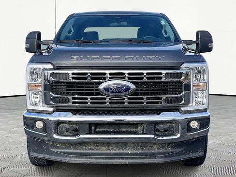 Used 2025 Ford F250 XLT w/ FX4 Off-Road Package image 3