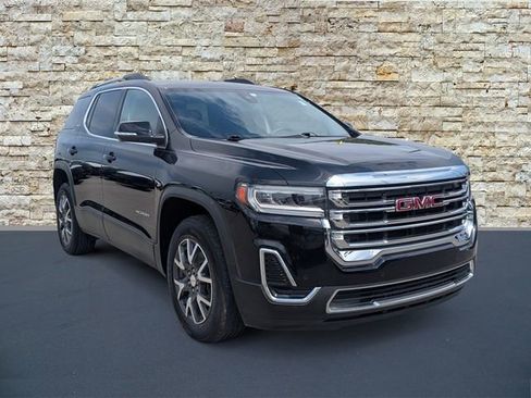 Used 2023 GMC Acadia SLE w/ Driver Convenience Package FWD image 2