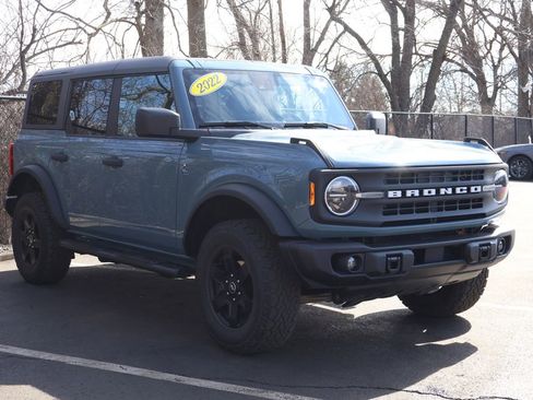 Used 2022 Ford Bronco Black Diamond image 10