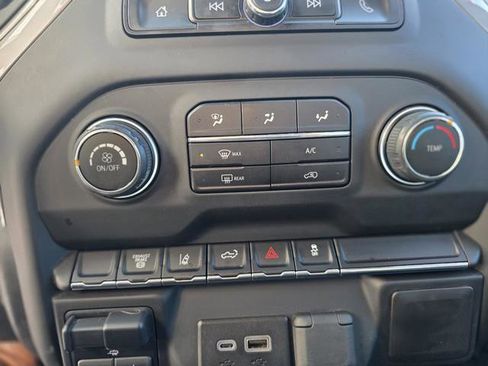 Used 2024 Chevrolet Silverado 3500 W/T image 13