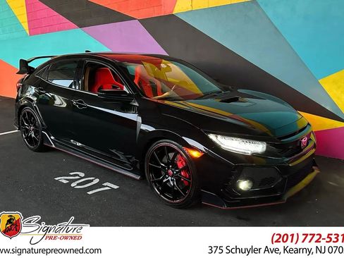 Used 2019 Honda Civic Type R image 1