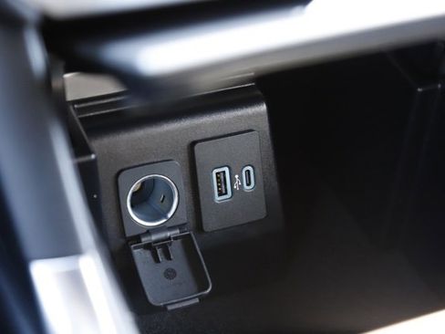 Used 2023 Ford Explorer XLT w/ Equipment Group 202A image 27