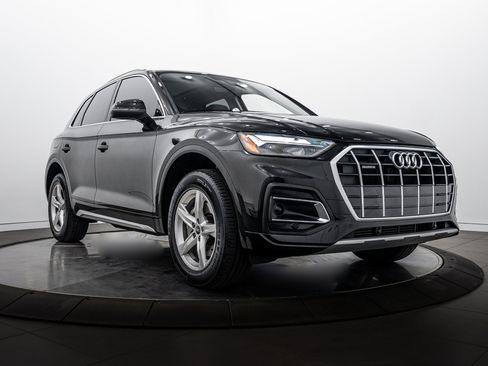 Certified 2023 Audi Q5 2.0T Premium w/ Convenience Package AWD/4WD image 1