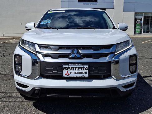 Used 2024 Mitsubishi Outlander Sport AWD image 2