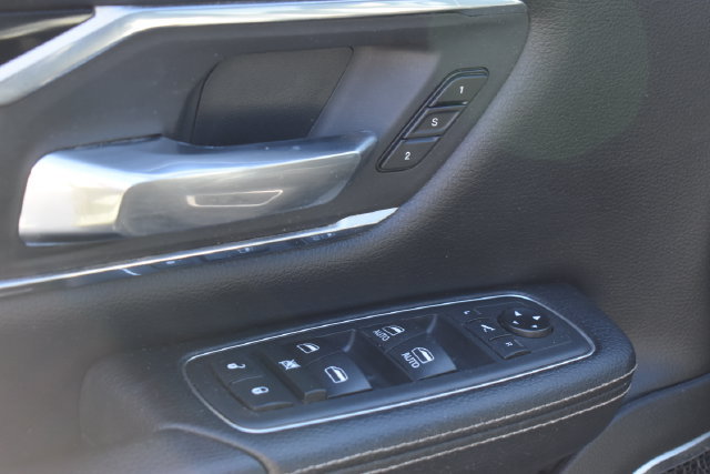 Used 2019 RAM 1500 Laramie w/ Sport Appearance Package AWD/4WD image 13
