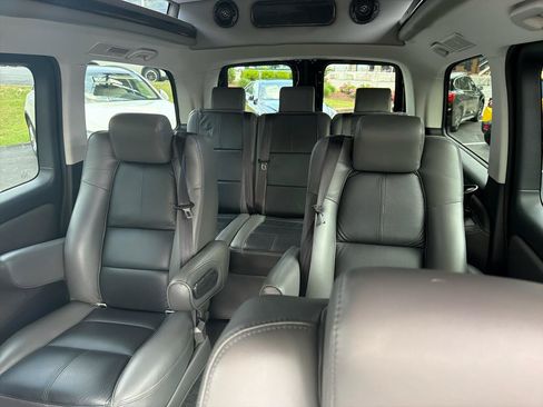 Used 2019 Mercedes-Benz Metris Passenger image 13