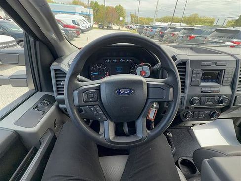 Used 2017 Ford F250 XL w/ Power Equipment Group AWD/4WD image 14
