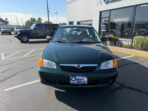 Used 1999 MAZDA Protege FWD image 2