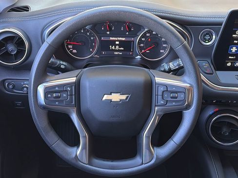 Used 2024 Chevrolet Blazer LT w/ Convenience Package image 4