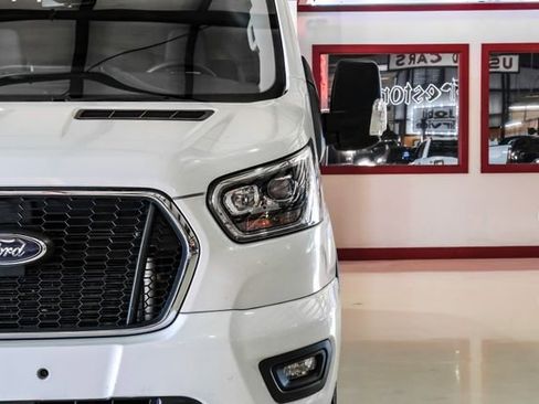 Used 2023 Ford Transit 350 XLT image 38