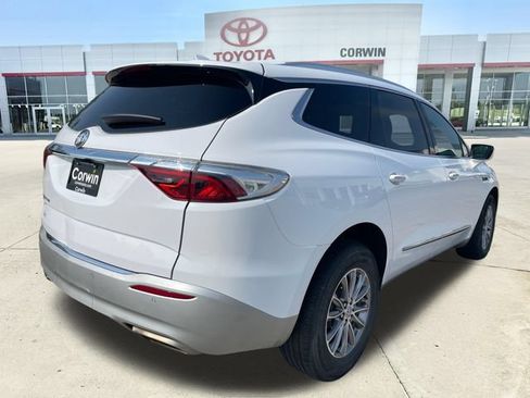 Used 2023 Buick Enclave Premium AWD/4WD image 9