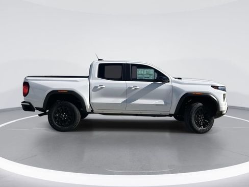New 2026 GMC Canyon Elevation RWD image 2