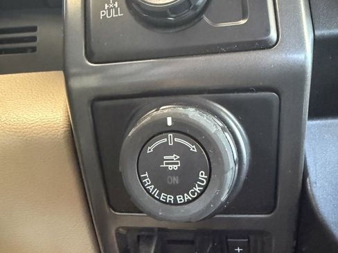 Used 2018 Ford F150 XLT w/ Equipment Group 302A Luxury image 31