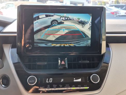 Used 2025 Toyota Corolla LE w/ LE Premium Package FWD image 24