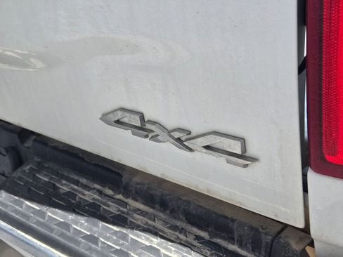Used 2022 RAM 2500 Laramie AWD/4WD image 9