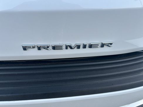 Used 2021 Chevrolet Tahoe Premier w/ Premium Package image 8