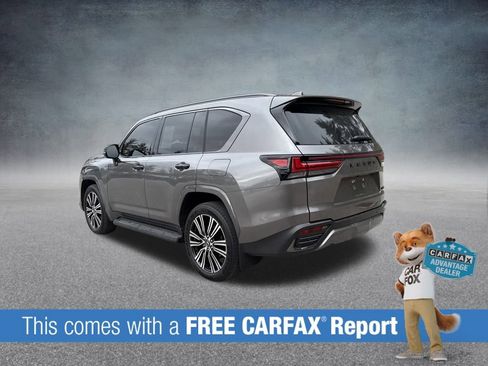 Used 2025 Lexus LX 600 4WD w/ Appearance Package image 3