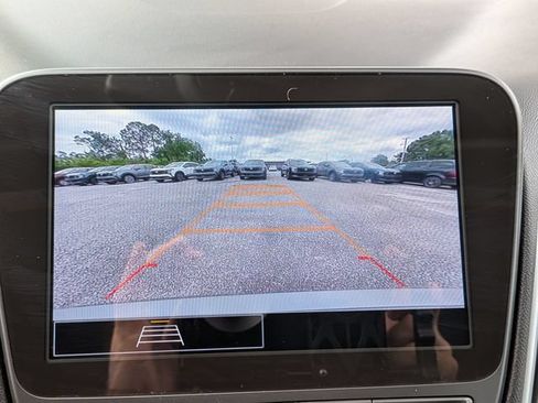 Used 2025 Chevrolet Malibu LT FWD image 24