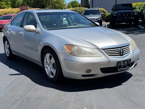 Used 2005 Acura RL AWD/4WD image 3