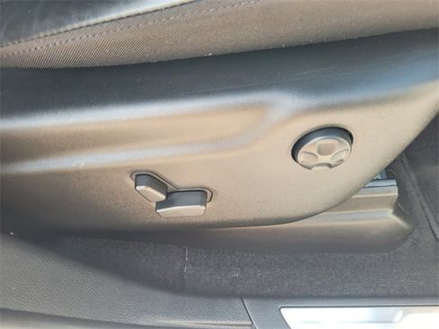 Used 2022 Jeep Grand Cherokee Limited image 17