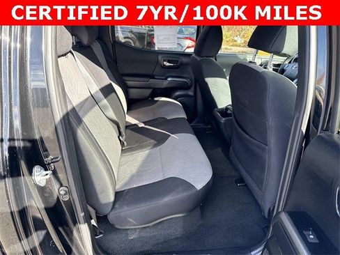 Used 2023 Toyota Tacoma TRD Sport image 11