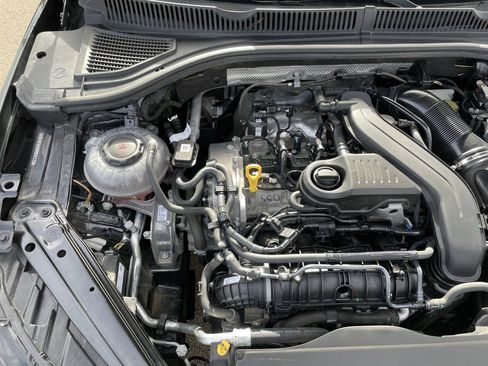 Used 2024 Volkswagen Jetta SE image 38