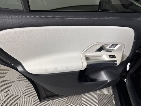 Certified 2023 Mercedes-Benz GLB 250 w/ AMG Line image 23