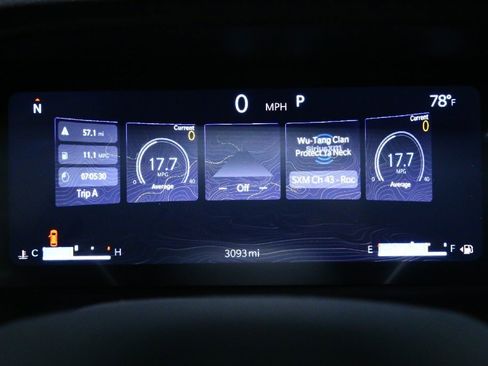 Used 2025 Jeep Grand Cherokee Altitude image 25