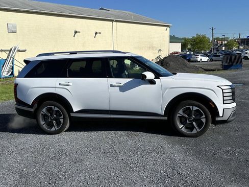 Used 2026 Hyundai Palisade Limited AWD/4WD image 9