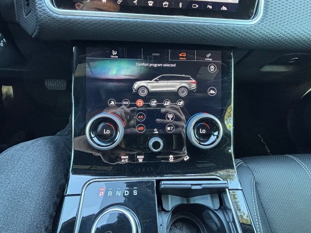 Used 2019 Land Rover Range Rover Velar S AWD/4WD image 47