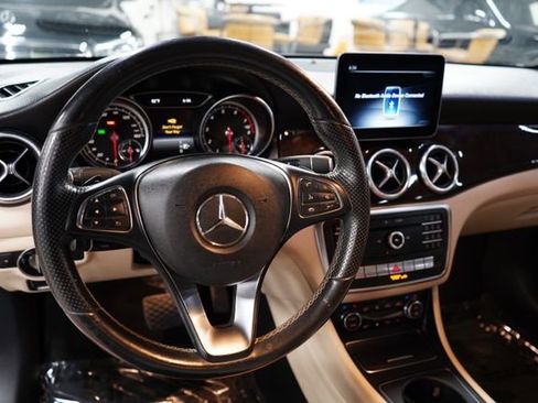 Used 2019 Mercedes-Benz CLA 250 image 29