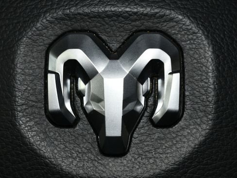 Used 2019 RAM 1500 Big Horn image 31