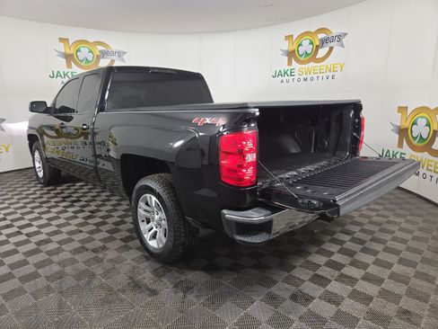 Used 2018 Chevrolet Silverado 1500 LT w/ All Star Edition image 31