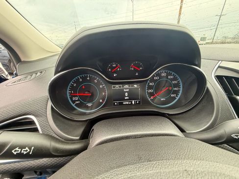 Used 2017 Chevrolet Cruze LT w/ Convenience Package image 17