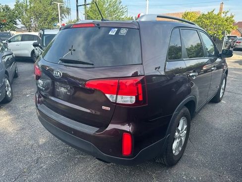 Used 2014 Kia Sorento LX AWD/4WD image 4