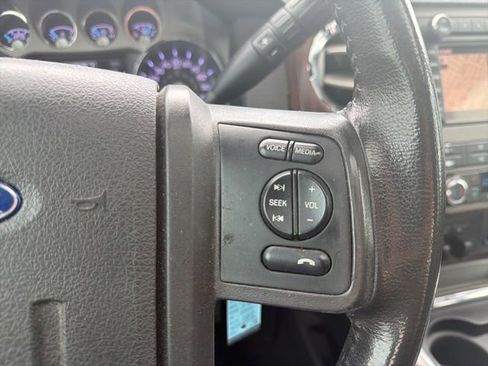 Used 2012 Ford F250 Lariat w/ Lariat Ultimate Pkg AWD/4WD image 22