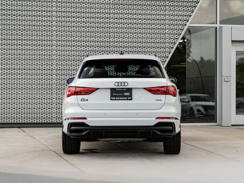 Certified 2023 Audi Q3 2.0T Premium Plus w/ Premium Plus Package AWD/4WD image 28
